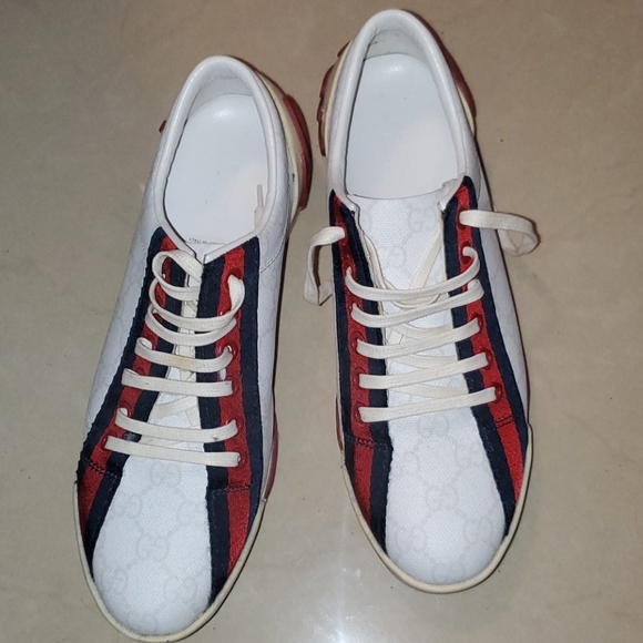 gucci script sneakers